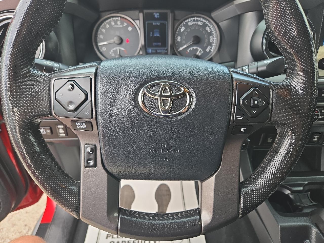 Toyota Tacoma 4WD Double Cab V6 AT TRD Off Road (Natl) 2016