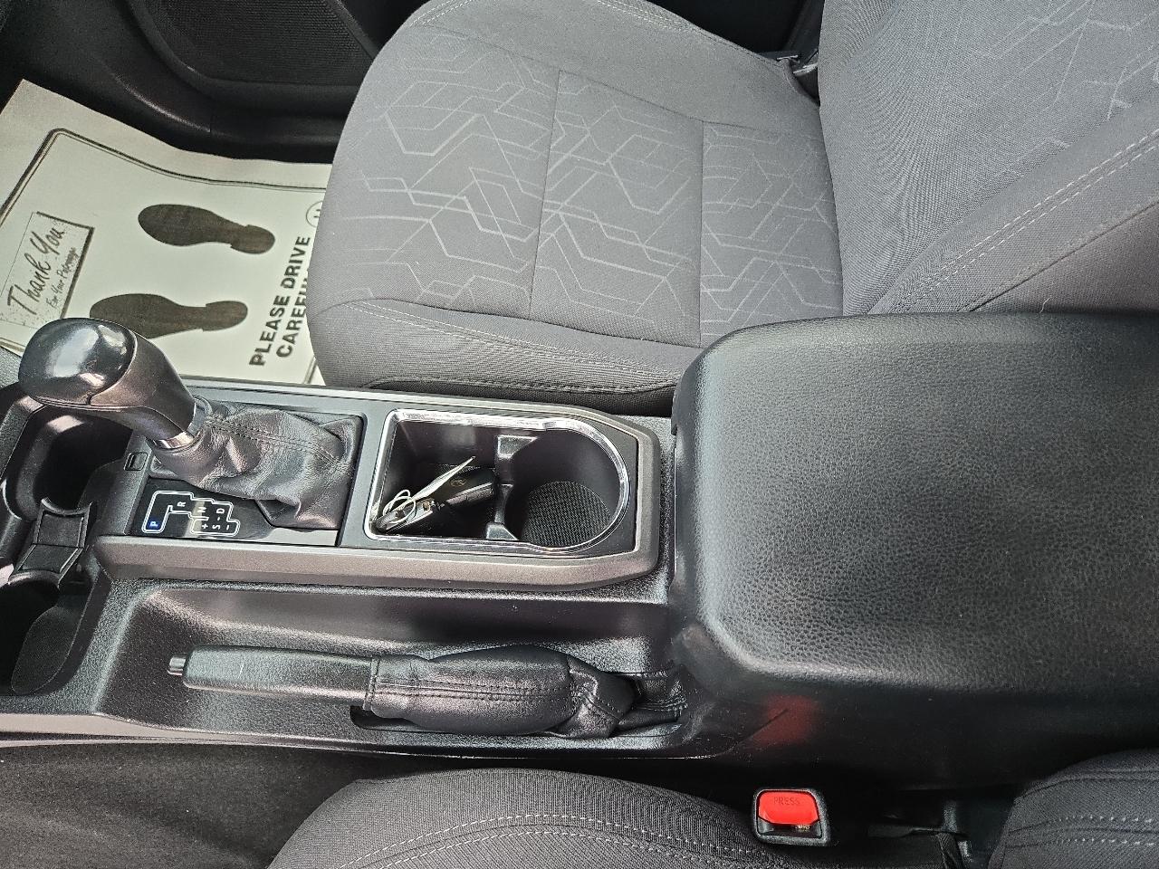 Toyota Tacoma 4WD Double Cab V6 AT TRD Off Road (Natl) 2016