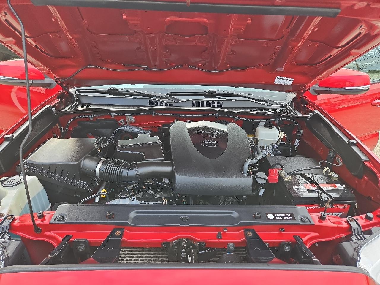 Toyota Tacoma 4WD Double Cab V6 AT TRD Off Road (Natl) 2016