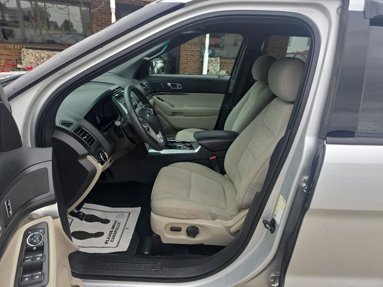 Ford Explorer 4WD 4dr Base 2015