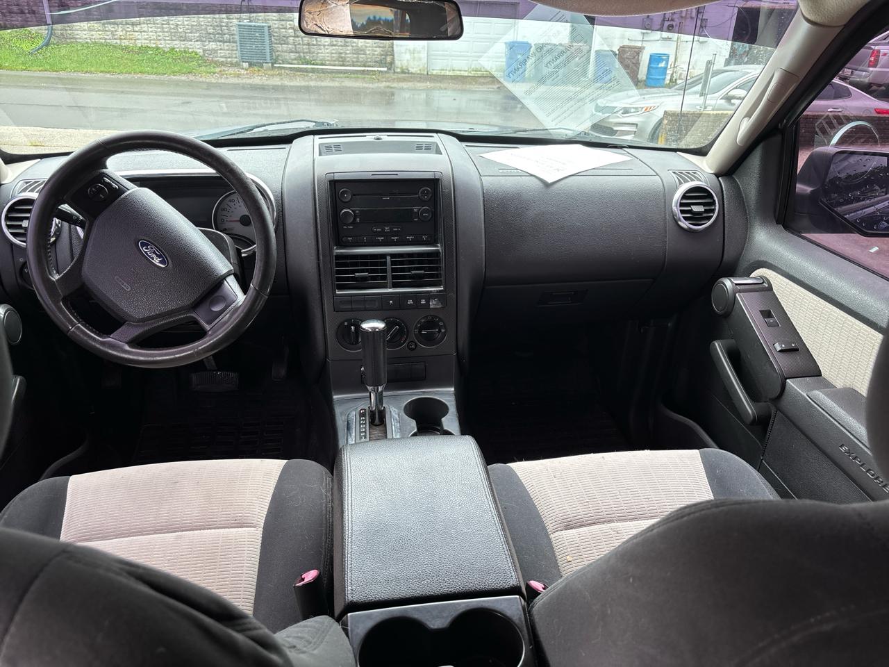 Ford Explorer Sport Trac 4WD 4dr V6 Limited 2007