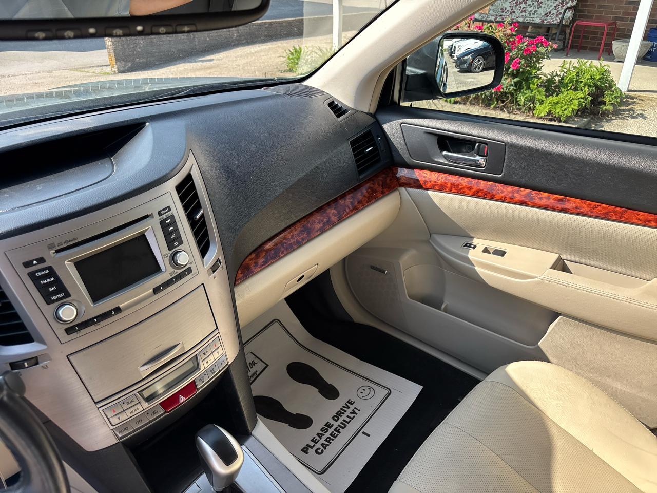 Subaru Outback 4dr Wgn H4 Auto 2.5i Limited 2012