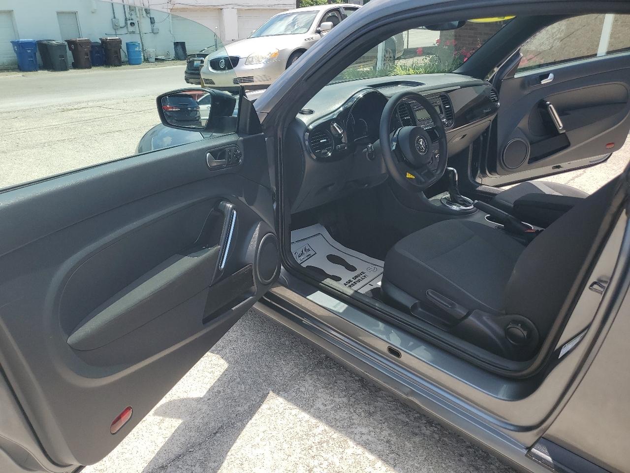 Volkswagen Beetle Coupe 2dr Auto 1.8T Entry PZEV 2014