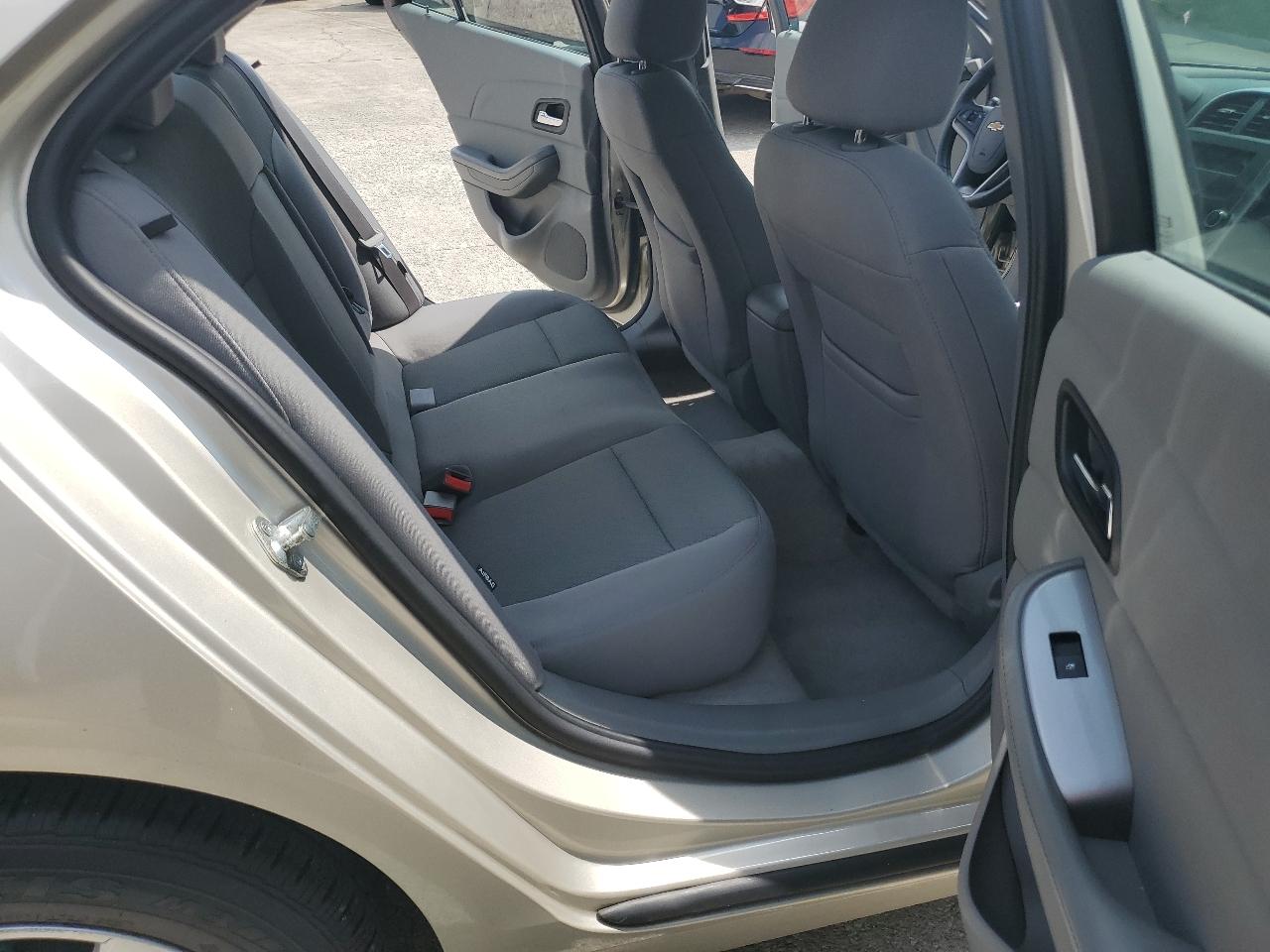 Chevrolet Malibu 4dr Sdn LS w/1LS 2015