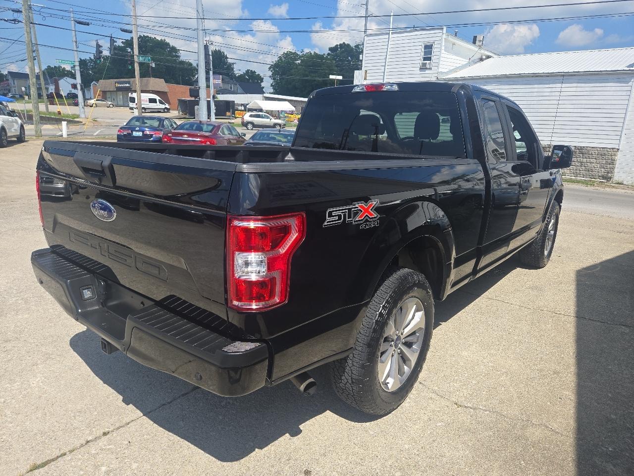 Ford F-150 4WD SuperCab 145" STX 2018