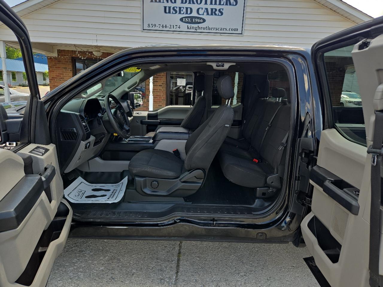 Ford F-150 4WD SuperCab 145" STX 2018