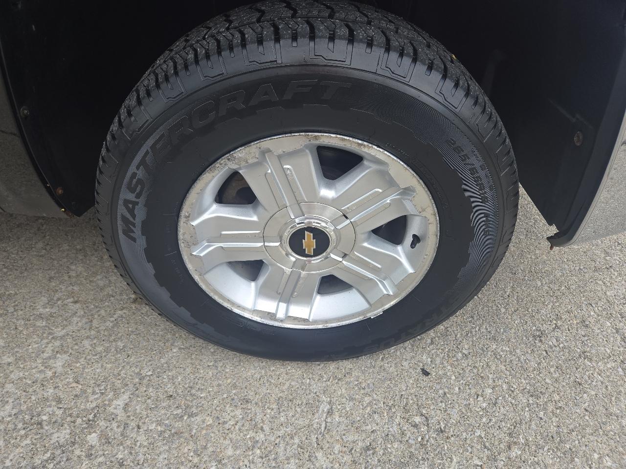 Chevrolet Silverado 1500 4WD Reg Cab 119.0" LT 2013