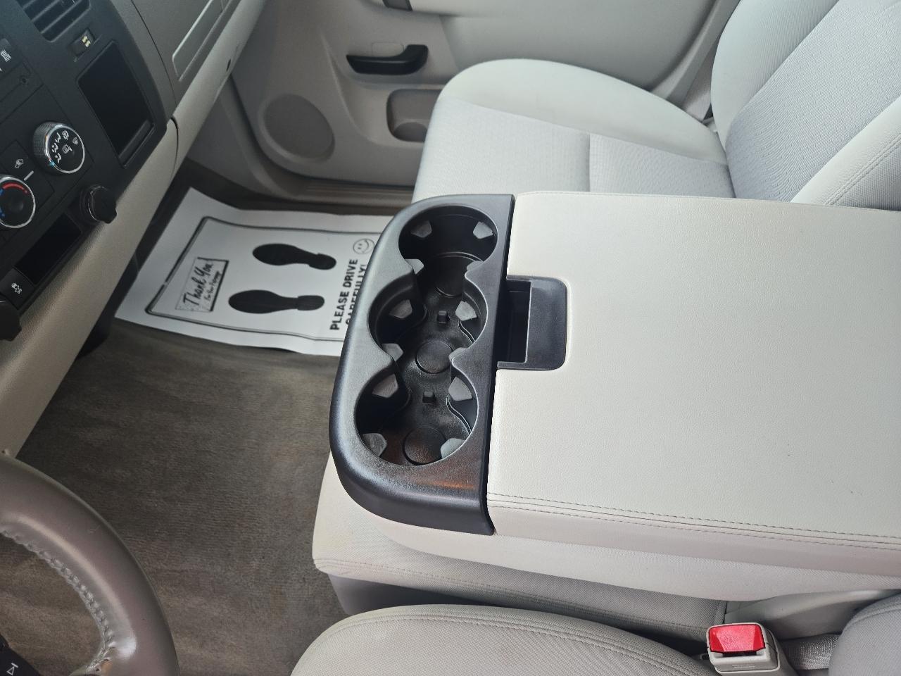 Chevrolet Silverado 1500 4WD Reg Cab 119.0" LT 2013