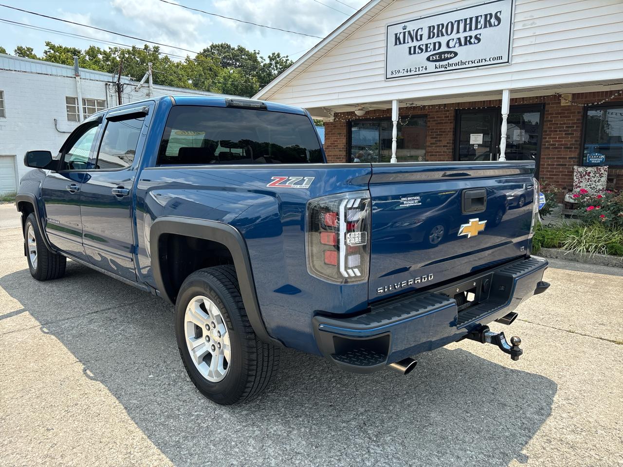 Chevrolet Silverado 1500 4WD Crew Cab 143.5" LT w/2LT 2016