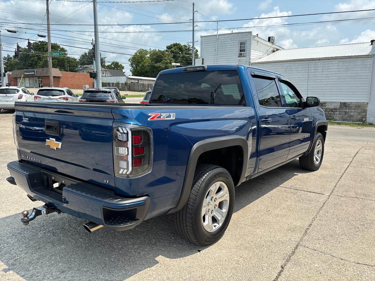 Chevrolet Silverado 1500 4WD Crew Cab 143.5" LT w/2LT 2016