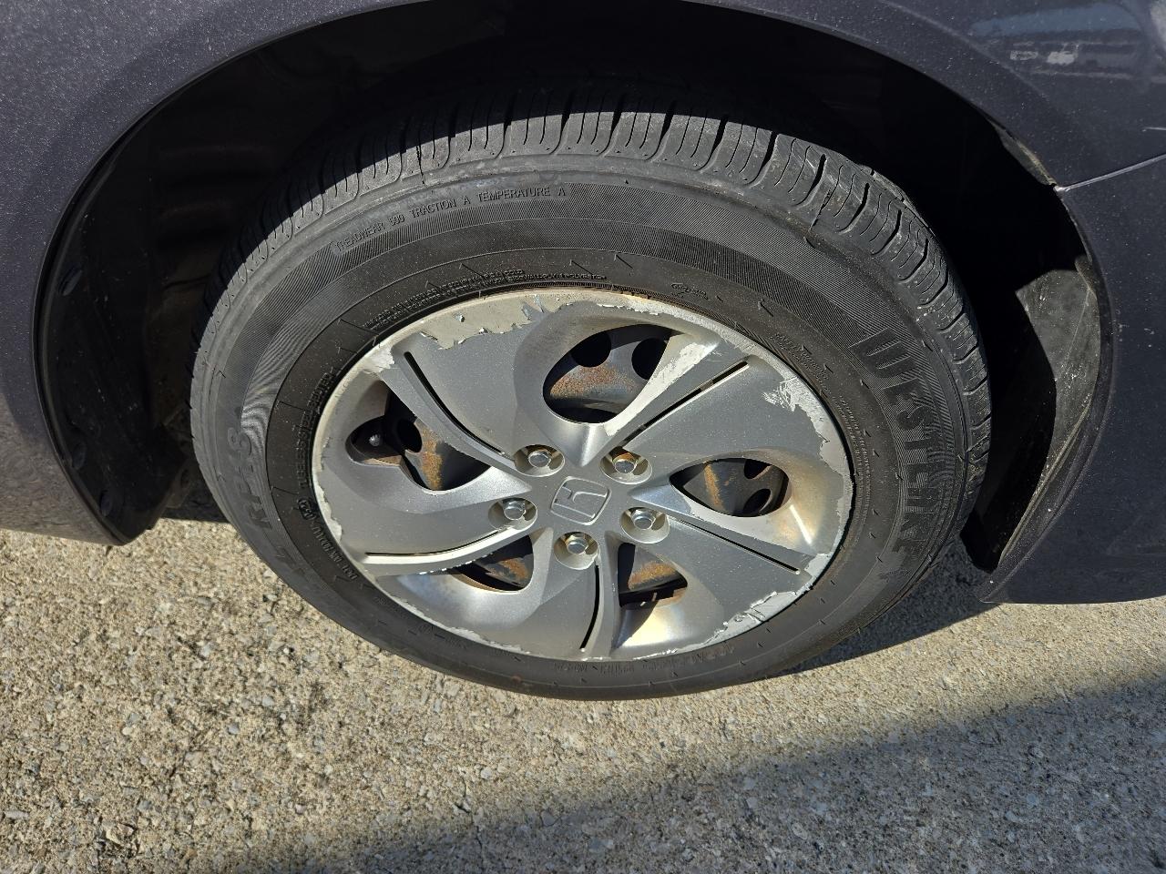 Honda Civic Sedan 4dr CVT LX 2015