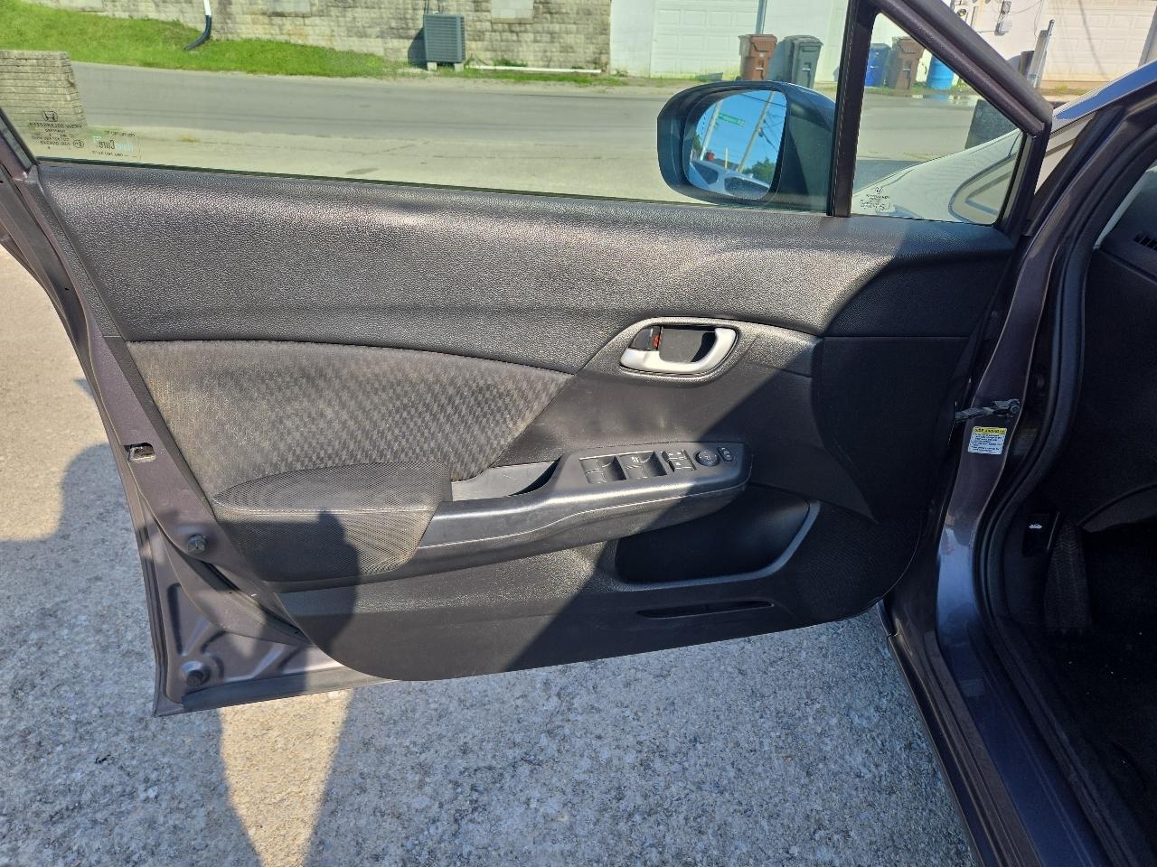 Honda Civic Sedan 4dr CVT LX 2015