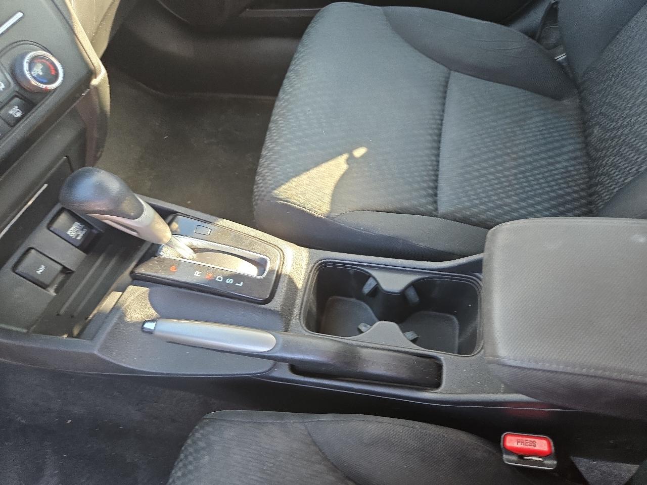 Honda Civic Sedan 4dr CVT LX 2015