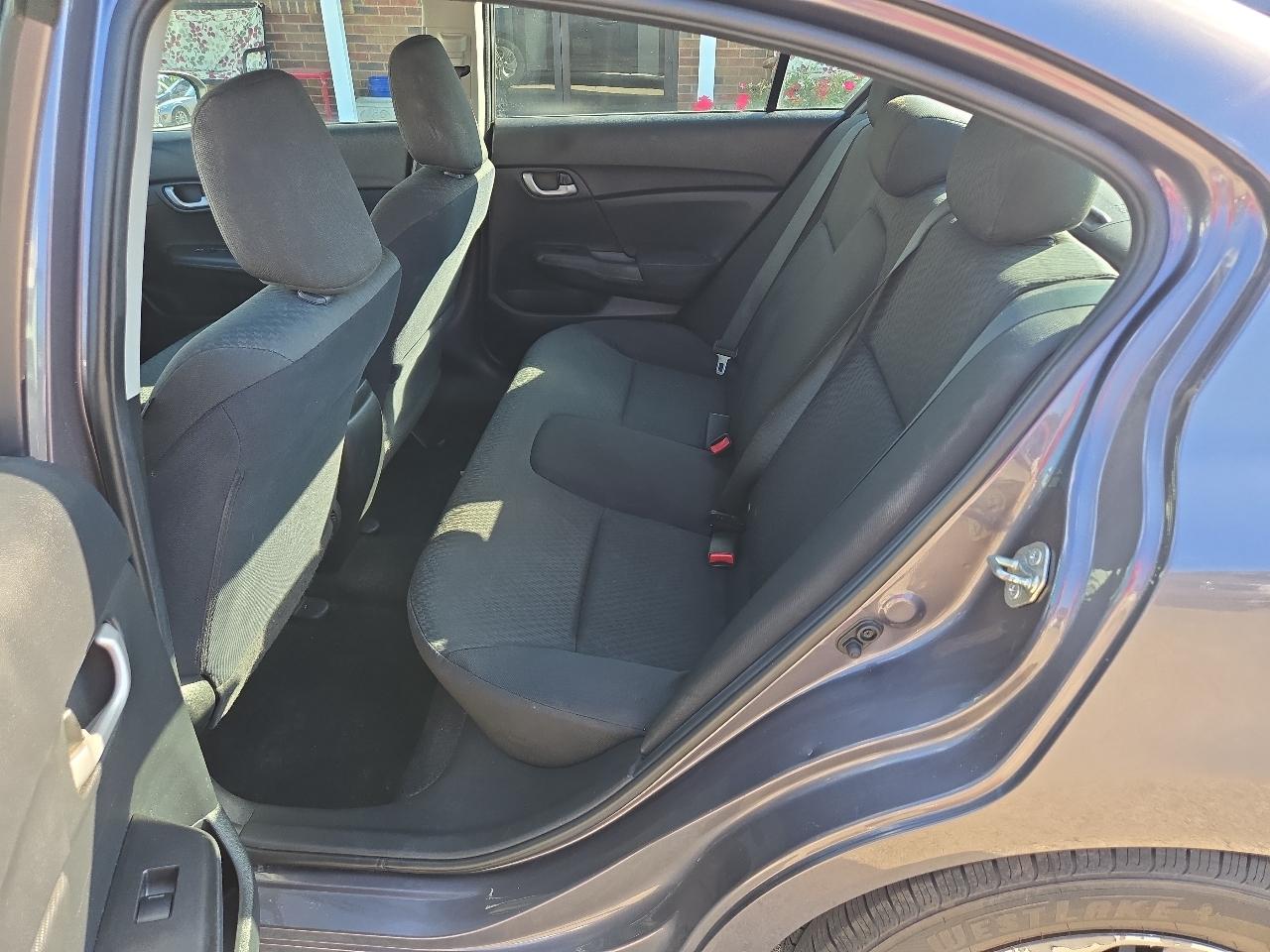 Honda Civic Sedan 4dr CVT LX 2015