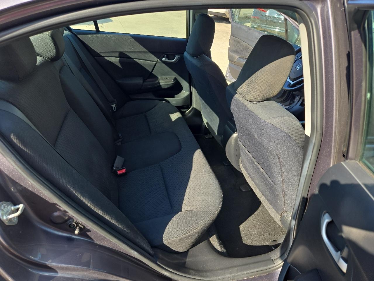 Honda Civic Sedan 4dr CVT LX 2015