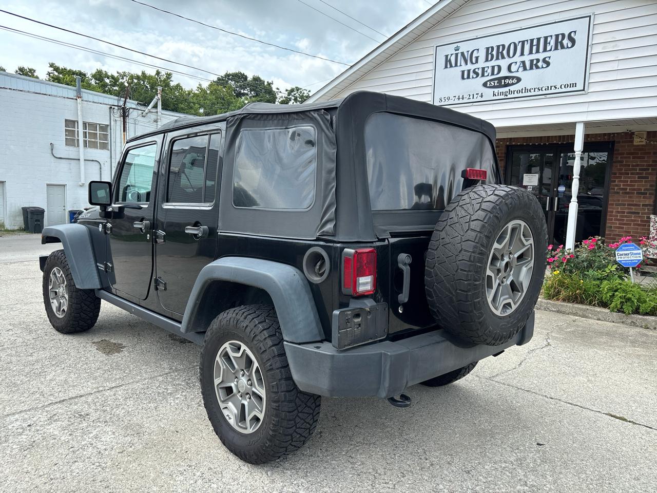 Jeep Wrangler Unlimited 4WD 4dr Rubicon 2014