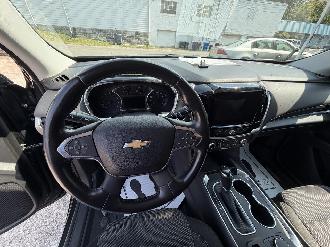 Chevrolet Traverse FWD 4dr LT Cloth w/1LT 2019