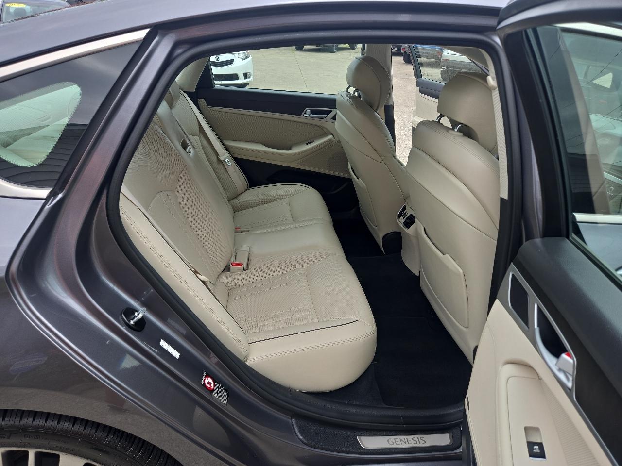 Genesis G80 5.0L Ultimate RWD 2017