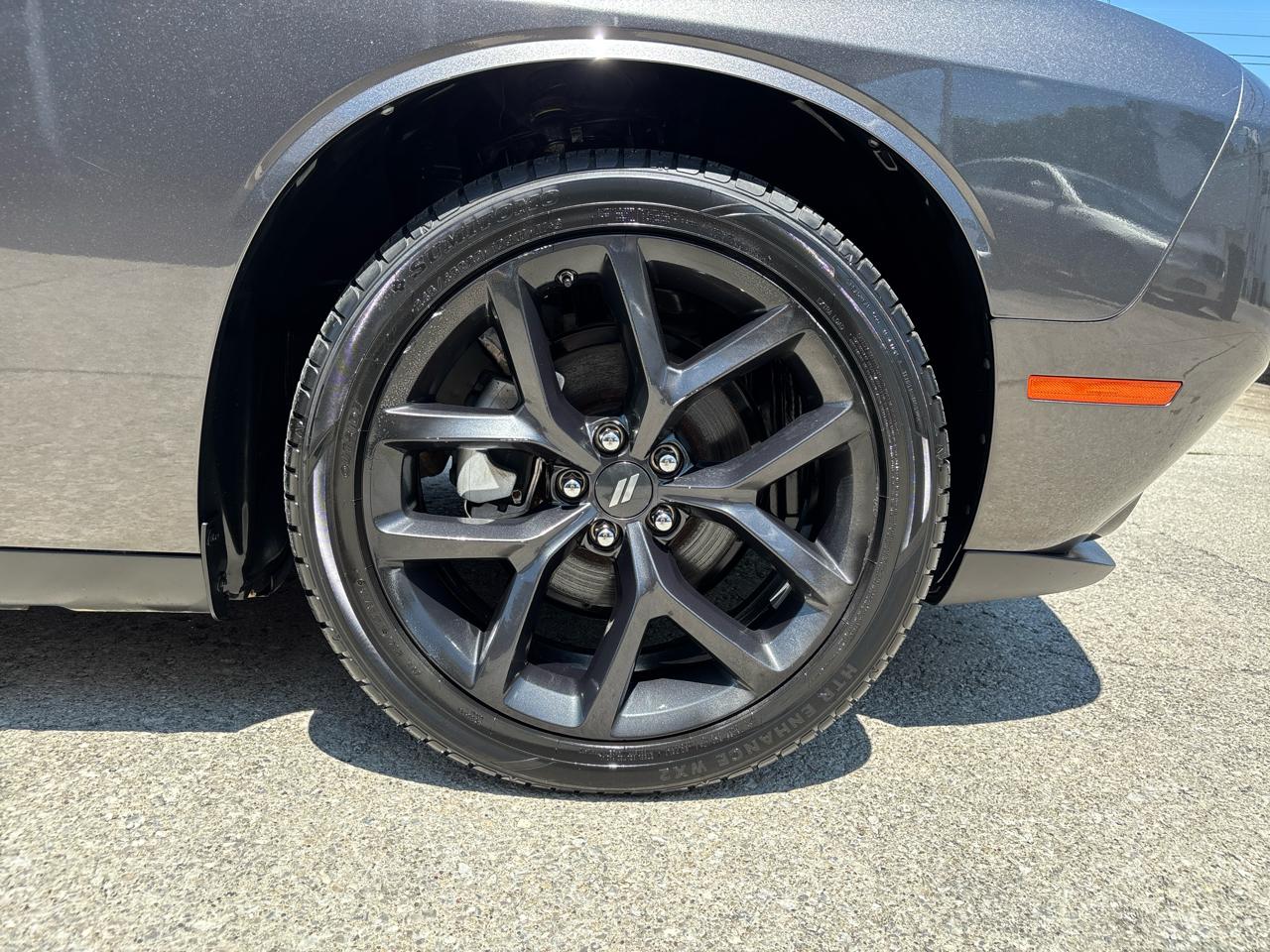 Dodge Challenger SXT RWD 2022