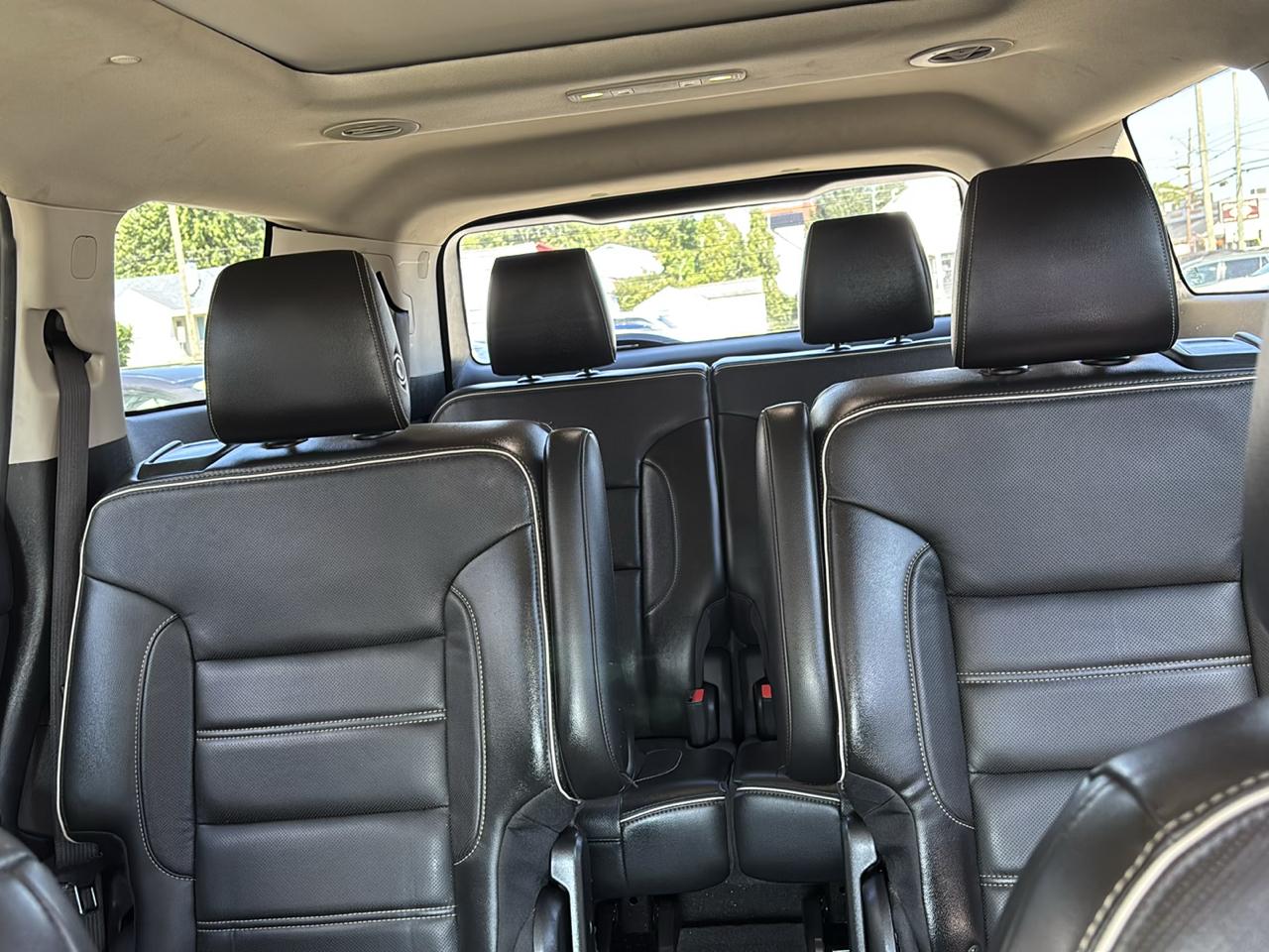 GMC Acadia AWD 4dr Denali 2017