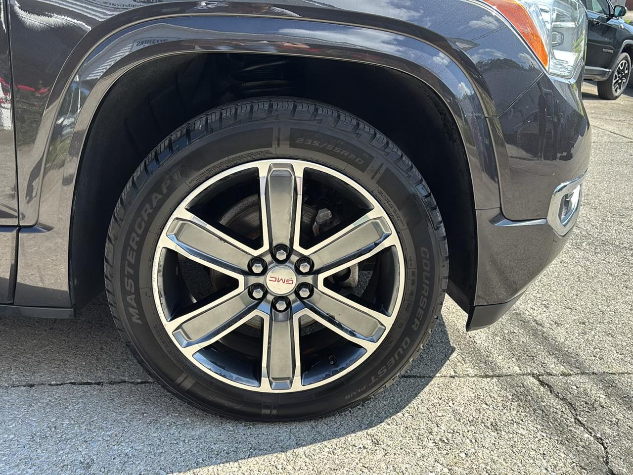 GMC Acadia AWD 4dr Denali 2017
