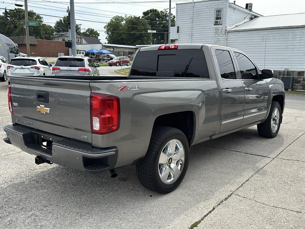 Chevrolet Silverado 1500 4WD Double Cab 143.5" LTZ w/2LZ 2017