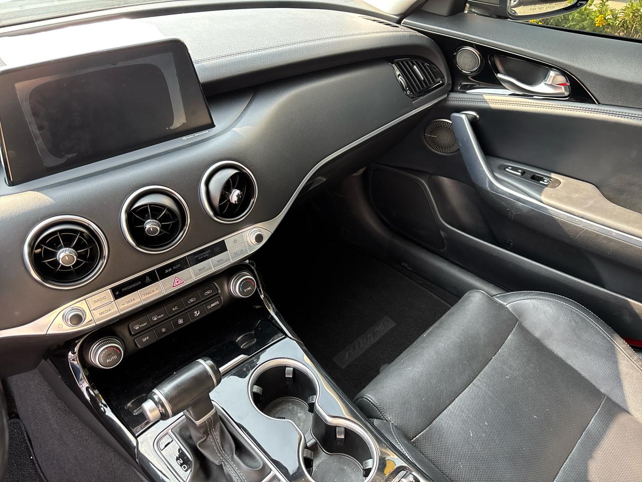 Kia Stinger Premium AWD 2018
