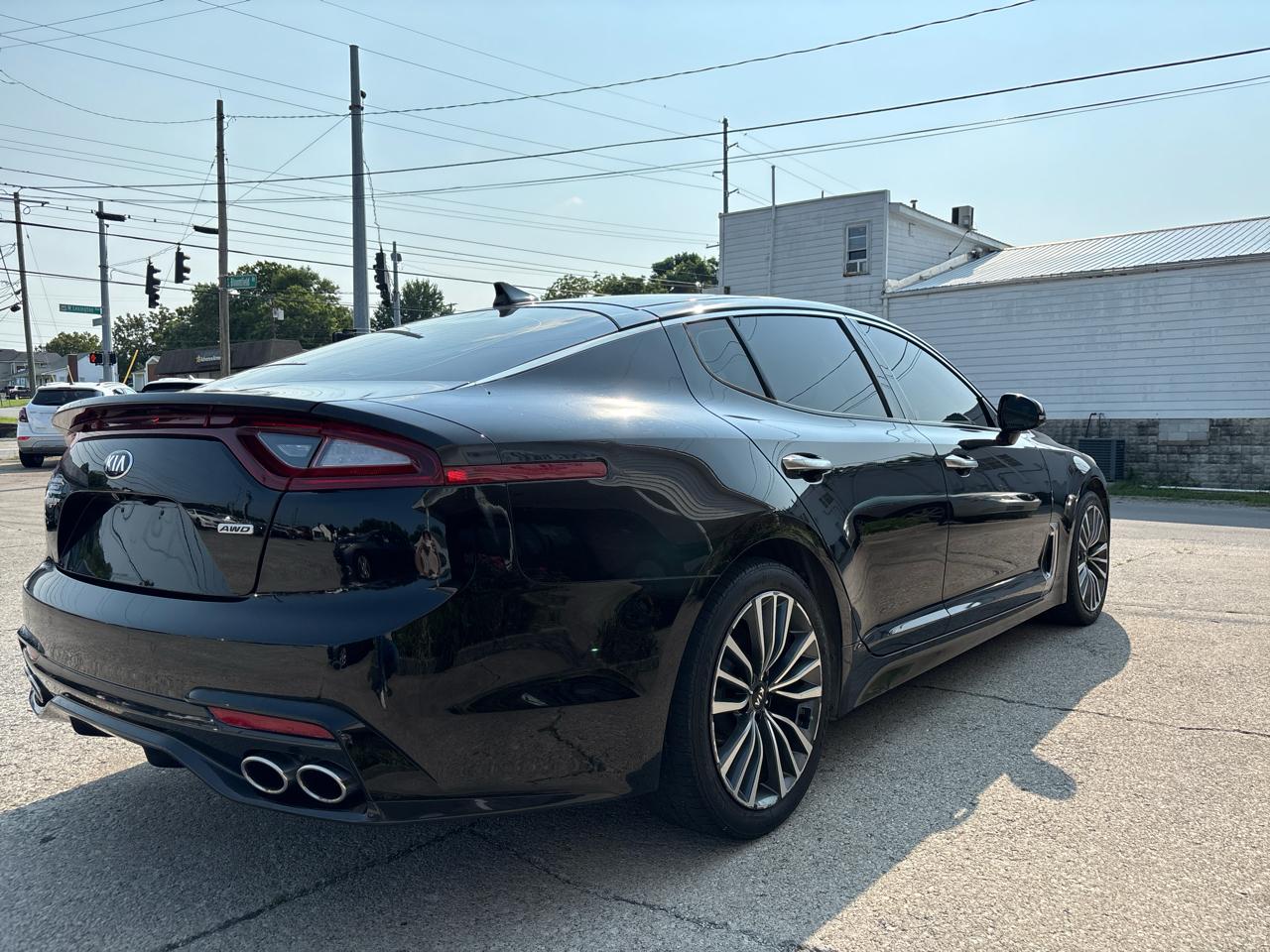 Kia Stinger Premium AWD 2018