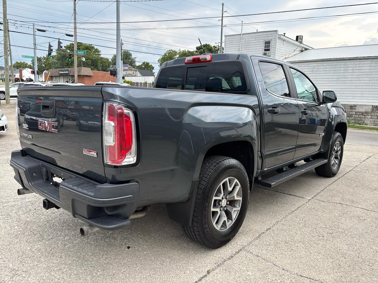 GMC Canyon 4WD Crew Cab 128.3" SLE 2015
