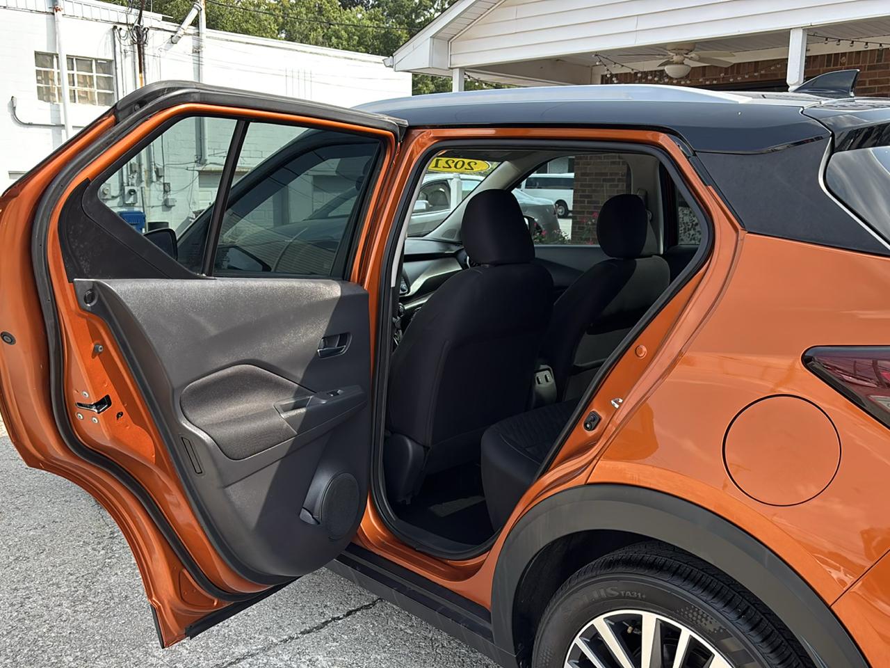Nissan Kicks SV FWD 2021