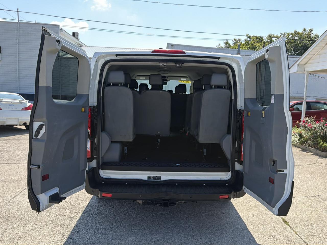 Ford Transit Passenger Wagon T-350 148" Low Roof XLT Sliding RH Dr 2019
