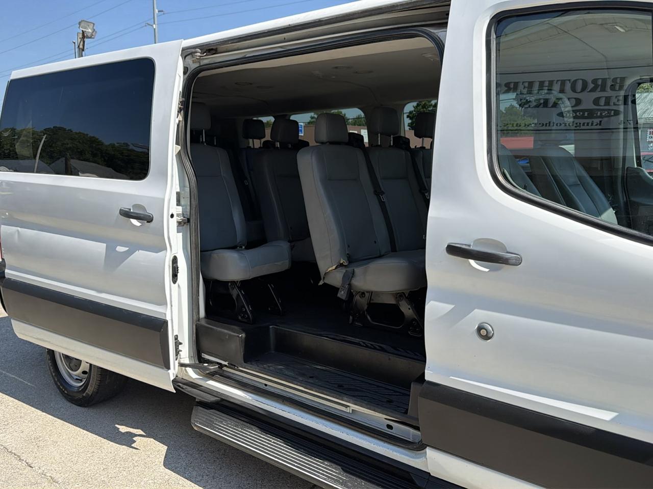 Ford Transit Passenger Wagon T-350 148" Low Roof XLT Sliding RH Dr 2019