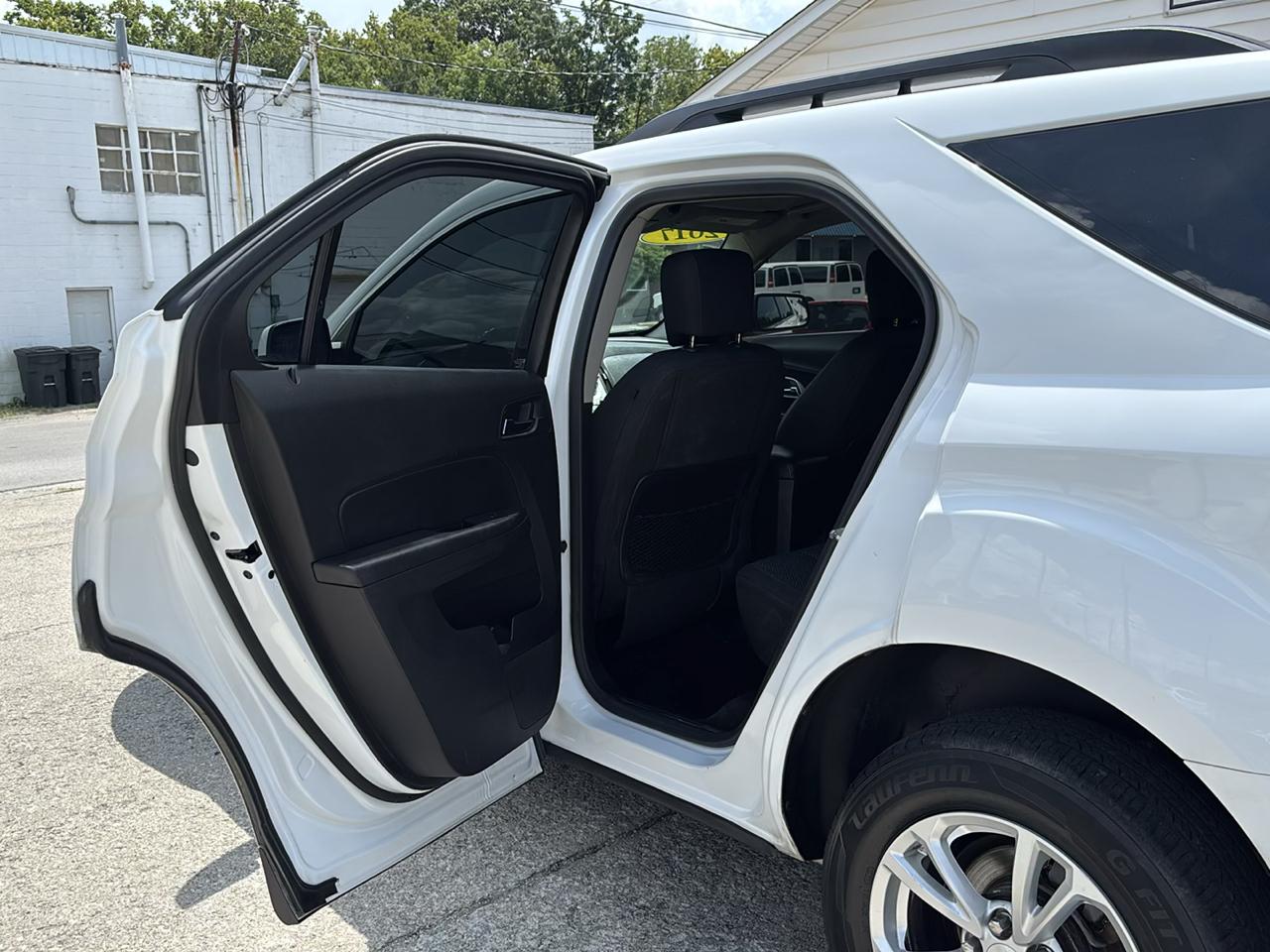 Chevrolet Equinox AWD 4dr LT w/1LT 2017