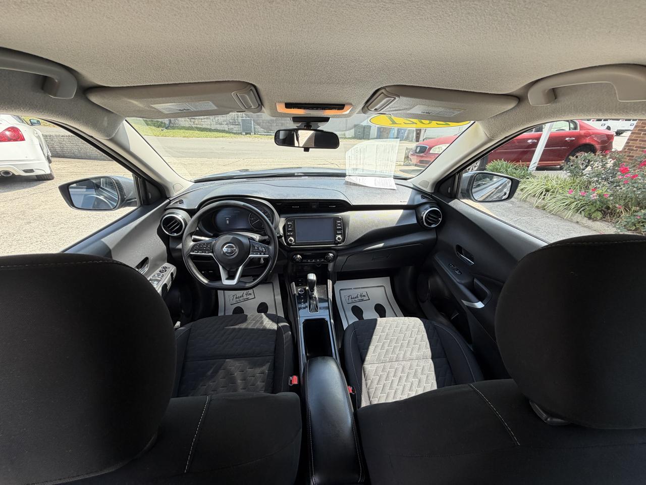 Nissan Kicks SV FWD 2021