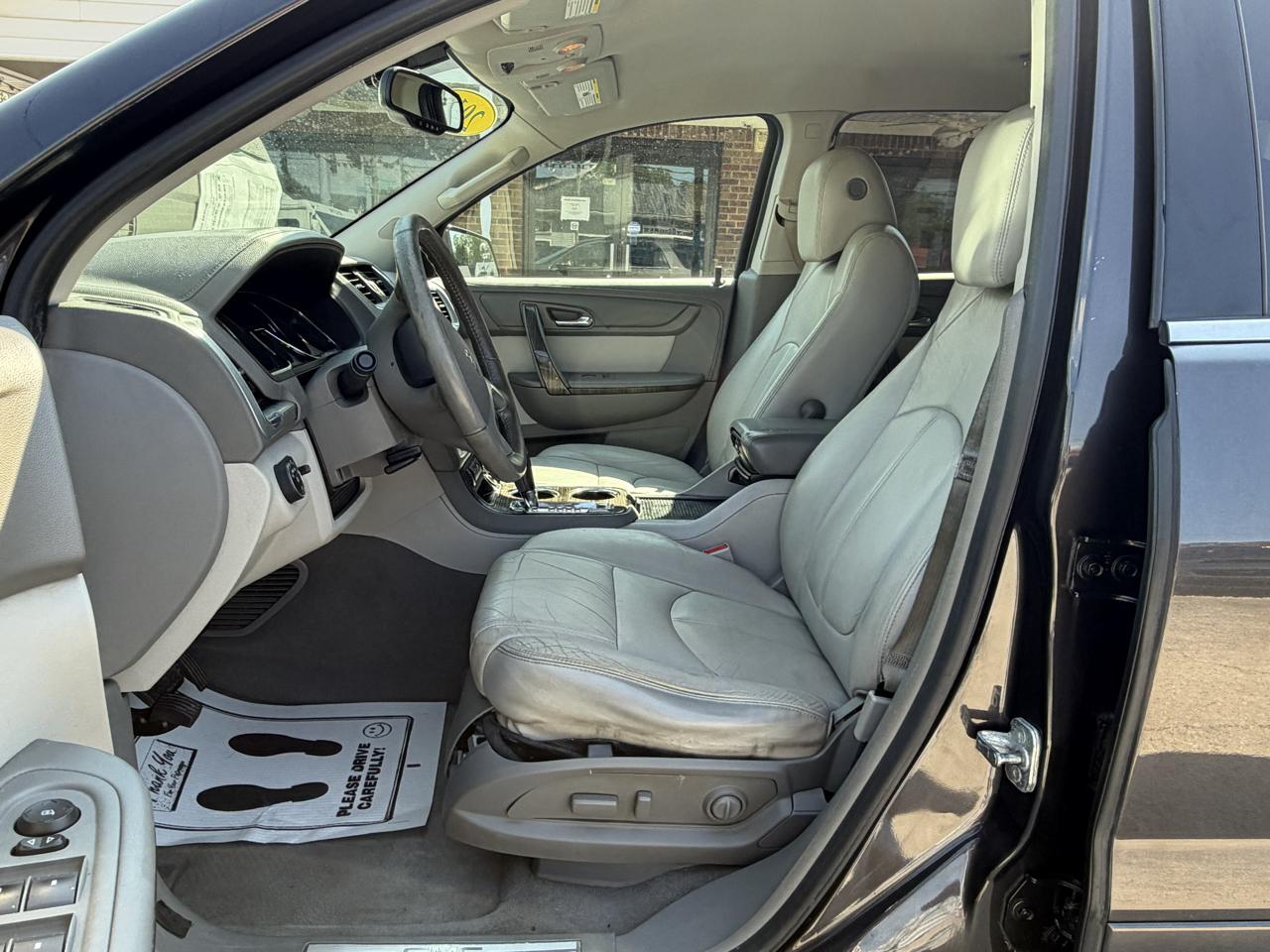 GMC Acadia FWD 4dr SLT w/SLT-1 2013