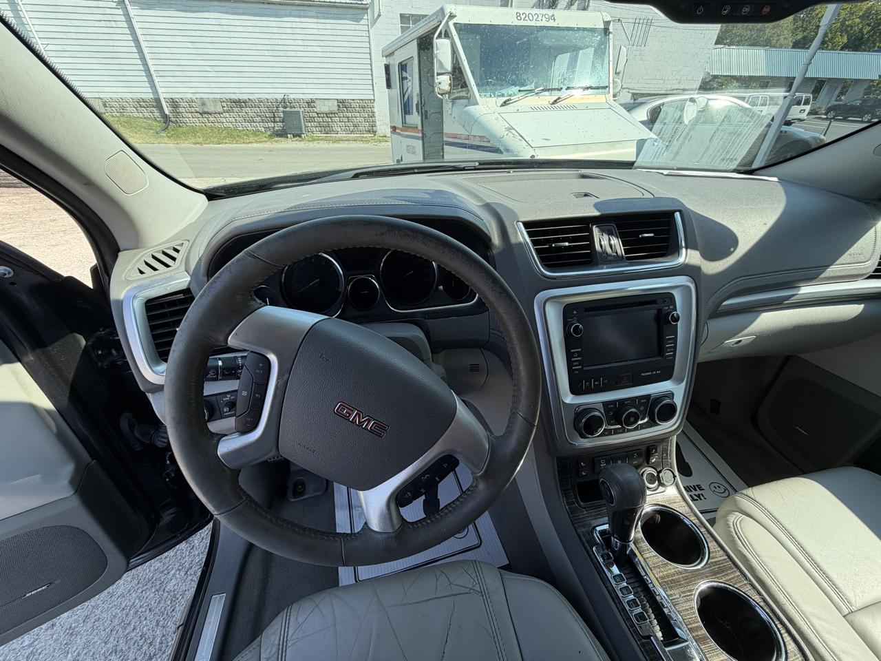 GMC Acadia FWD 4dr SLT w/SLT-1 2013