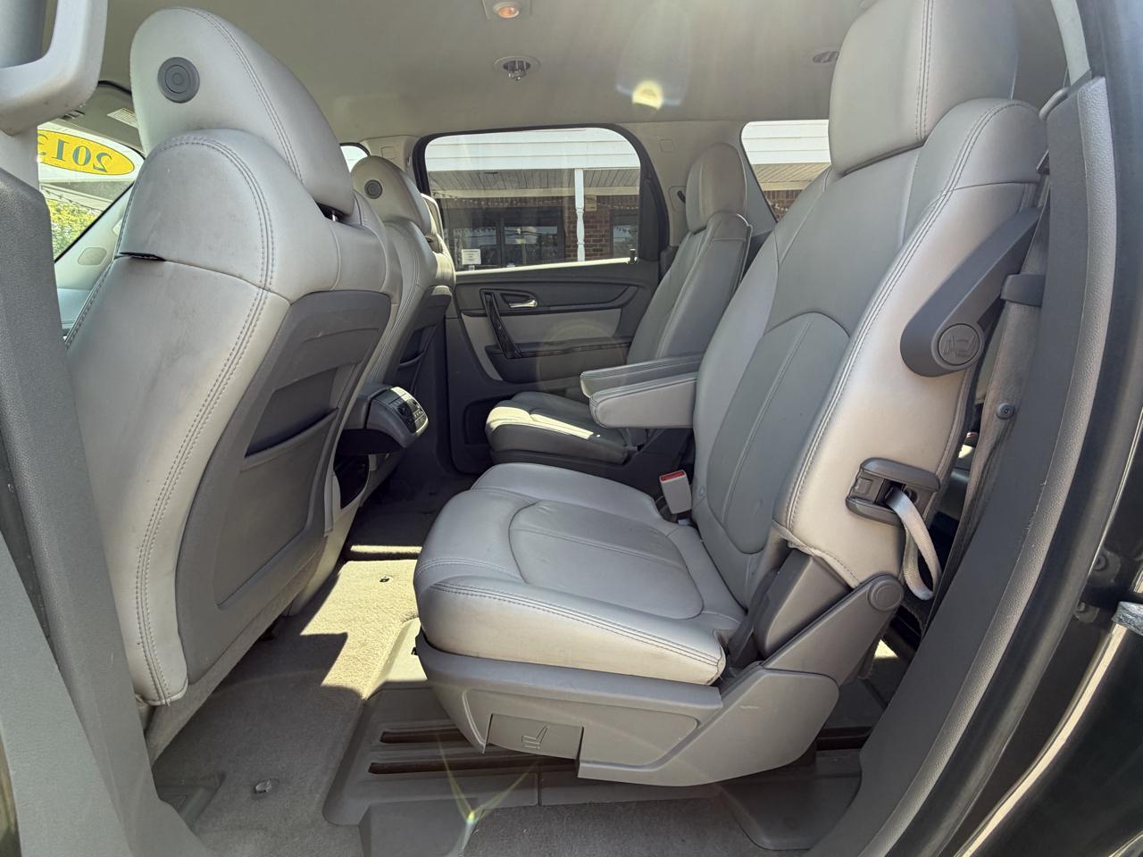 GMC Acadia FWD 4dr SLT w/SLT-1 2013