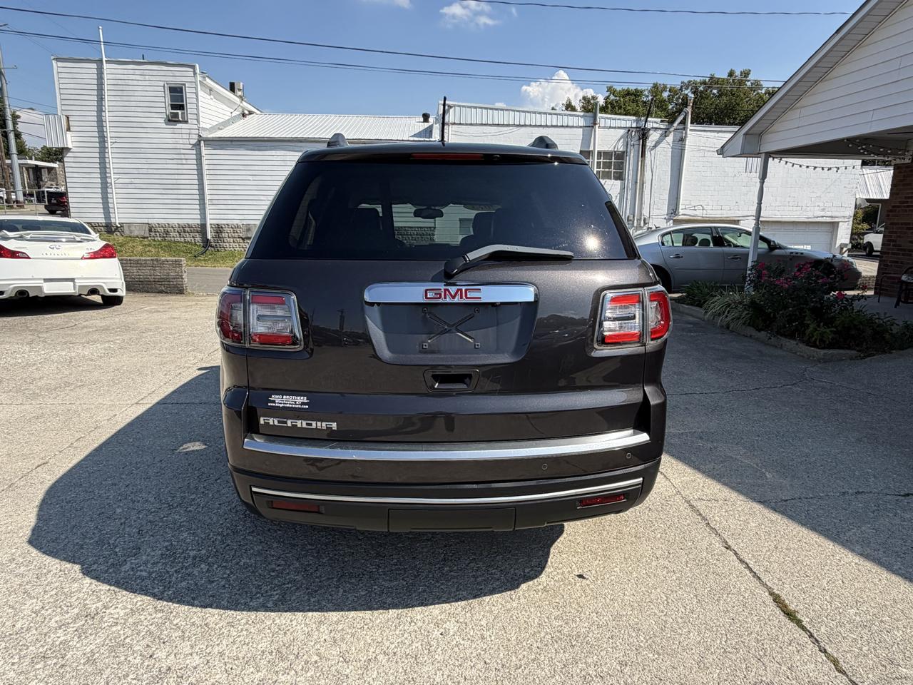 GMC Acadia FWD 4dr SLT w/SLT-1 2013