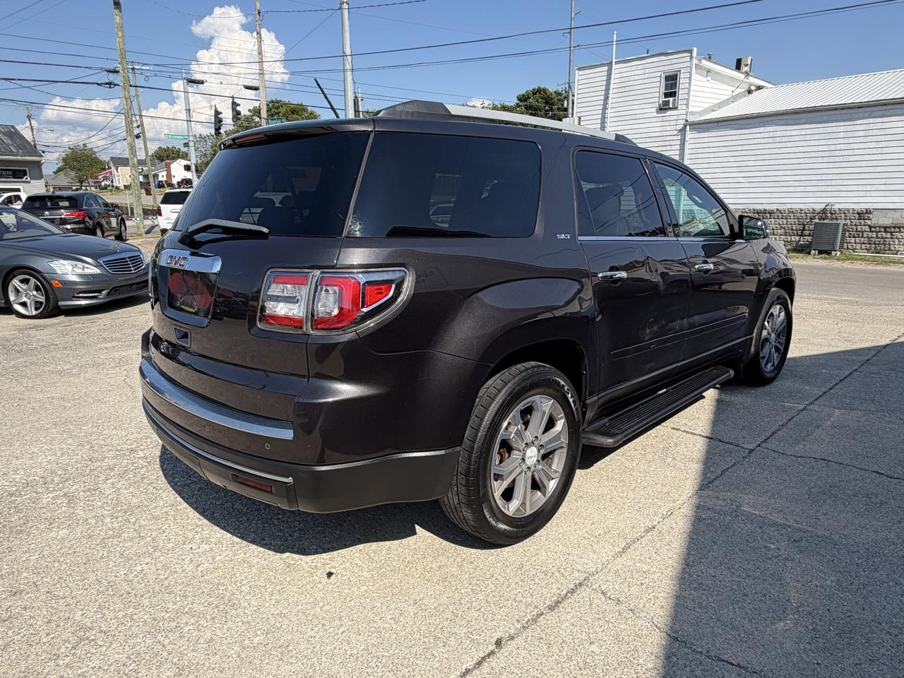 GMC Acadia FWD 4dr SLT w/SLT-1 2013