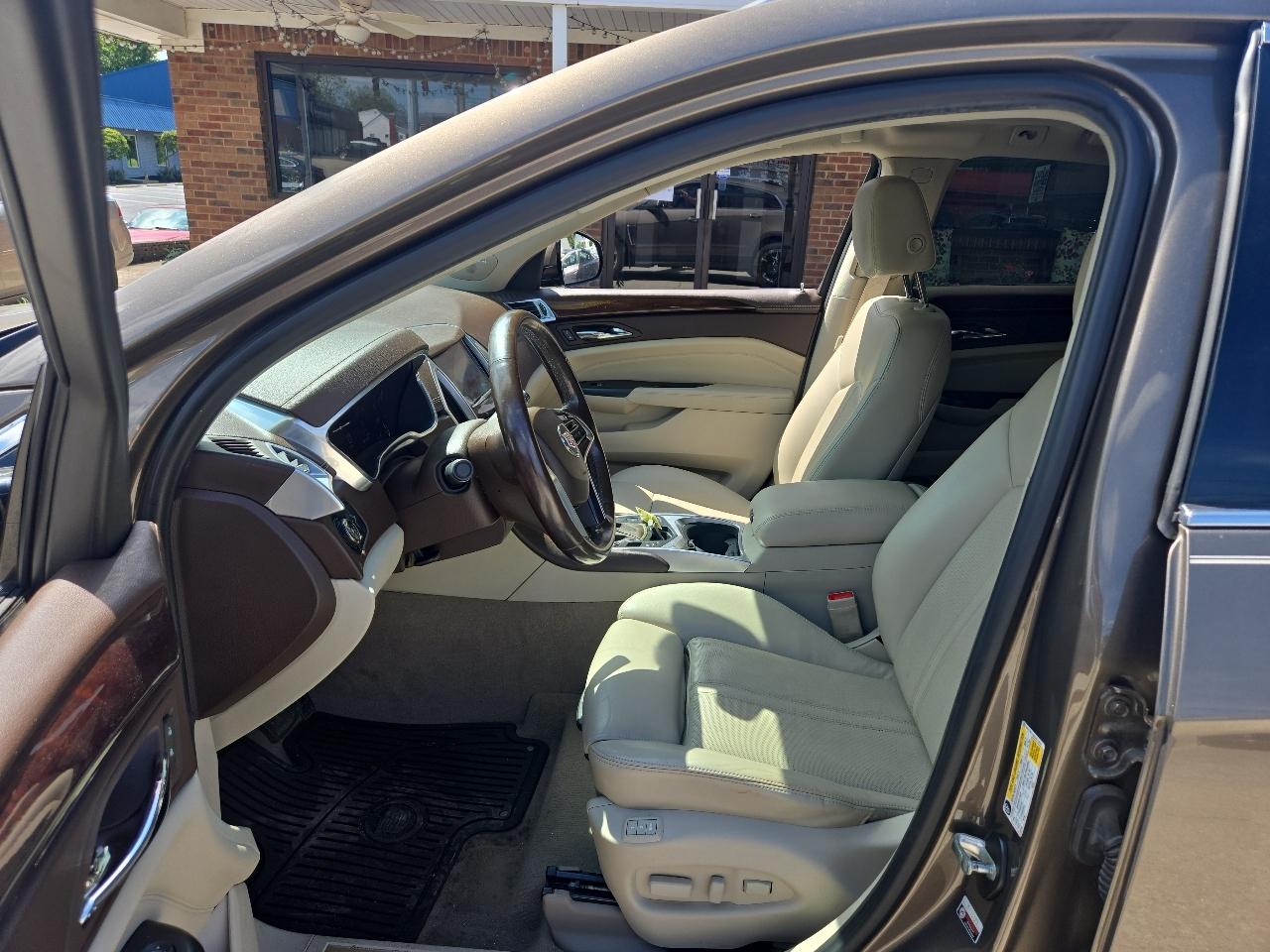 Cadillac SRX AWD 4dr Performance Collection 2014