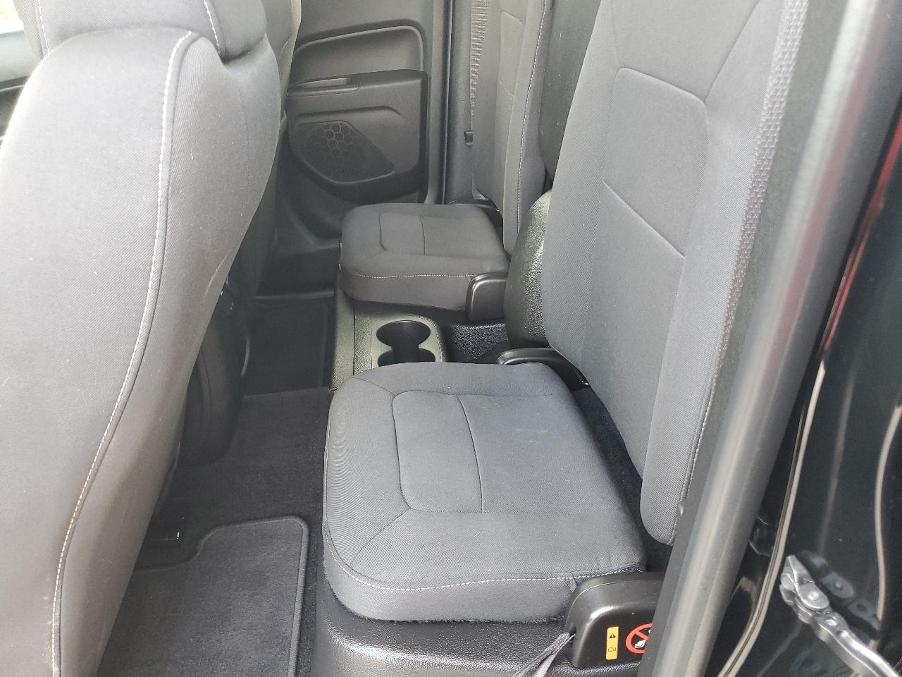 GMC Canyon 4WD Ext Cab 128.3" SLE 2018
