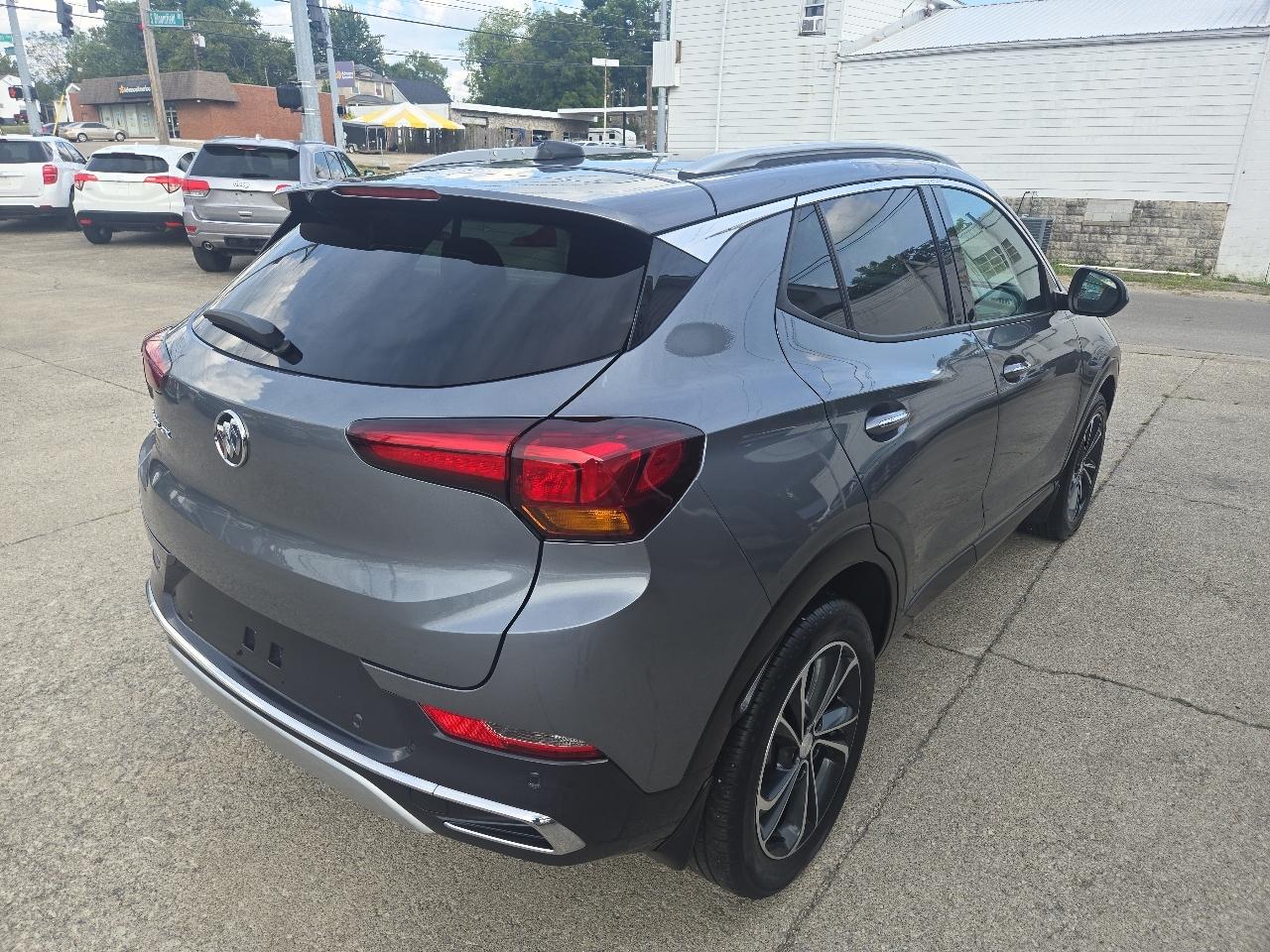 Buick Encore GX FWD 4dr Essence 2021