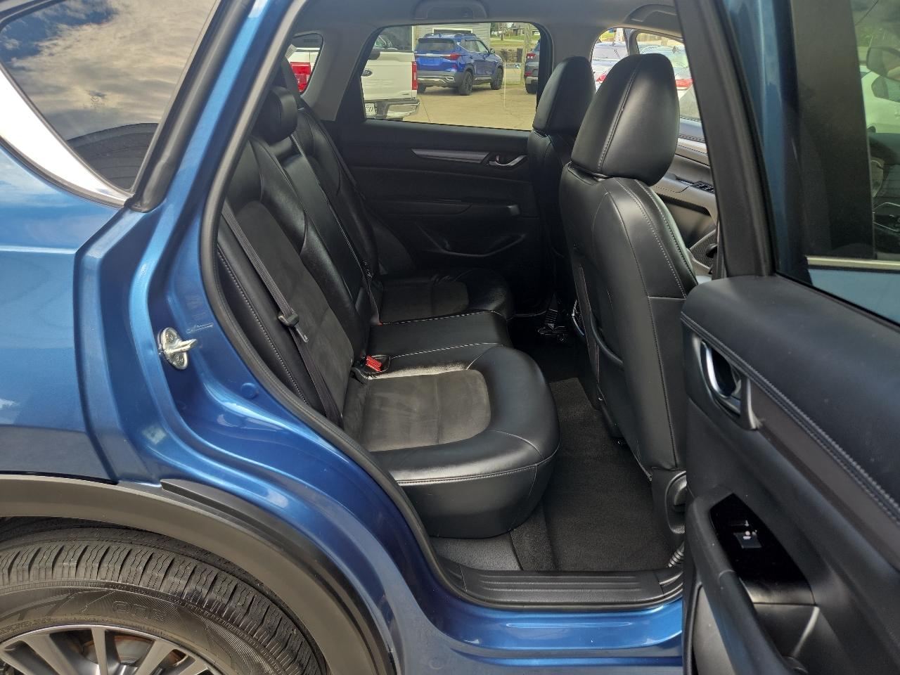 Mazda CX-5 Touring FWD 2021