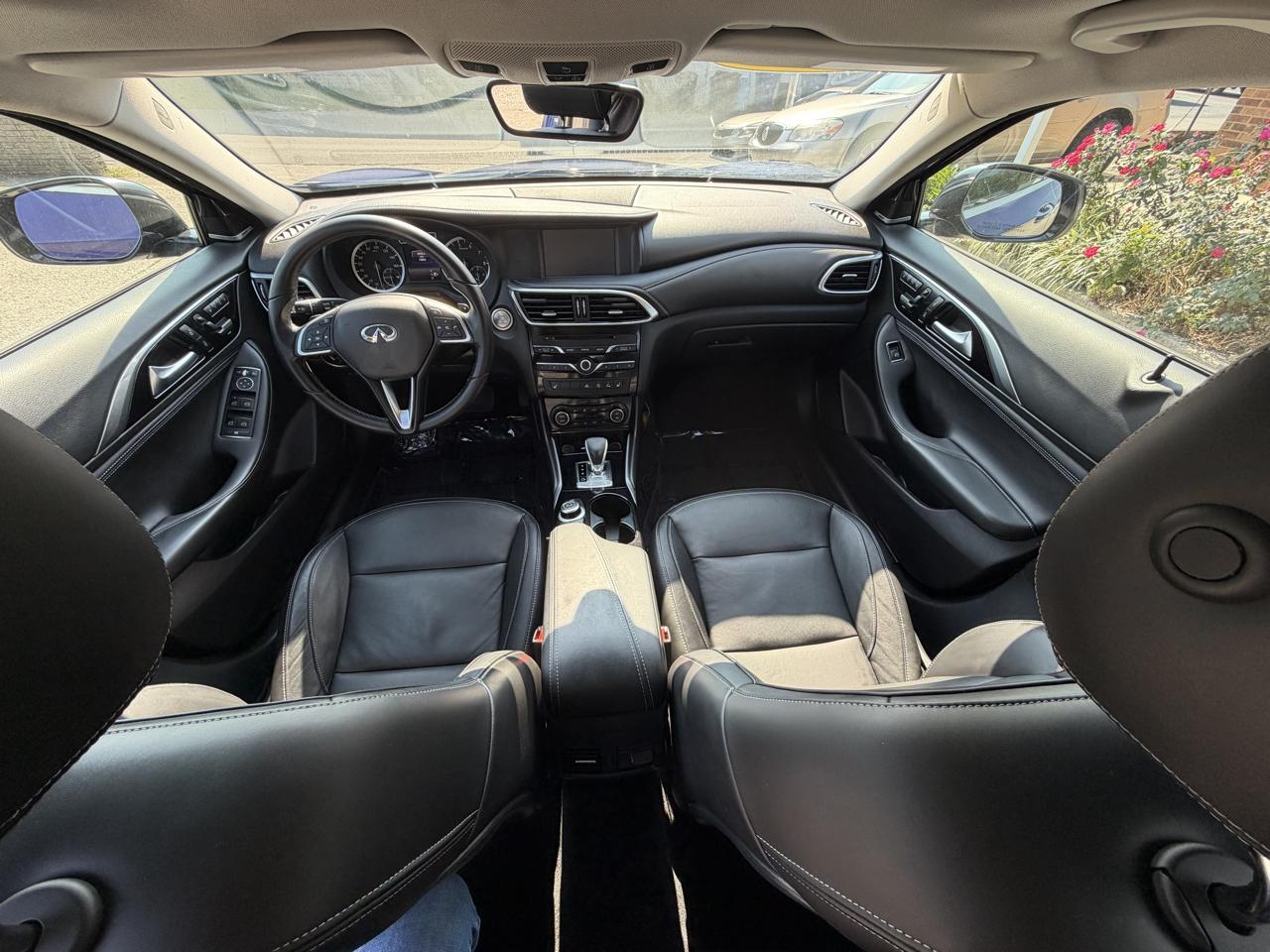 Infiniti QX30 Premium AWD 2018