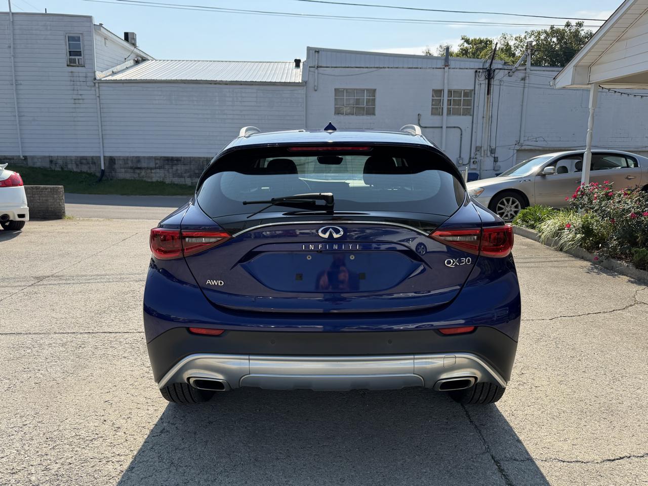 Infiniti QX30 Premium AWD 2018