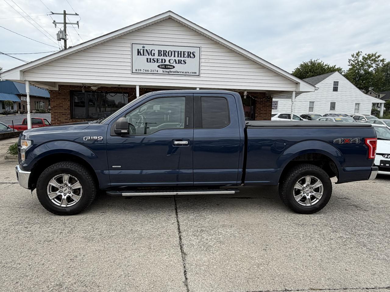 Ford F-150 4WD SuperCab 145" Lariat 2015
