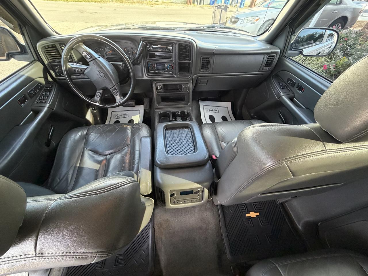 Chevrolet Avalanche 1500 5dr Crew Cab 130" WB 4WD Z71 2004