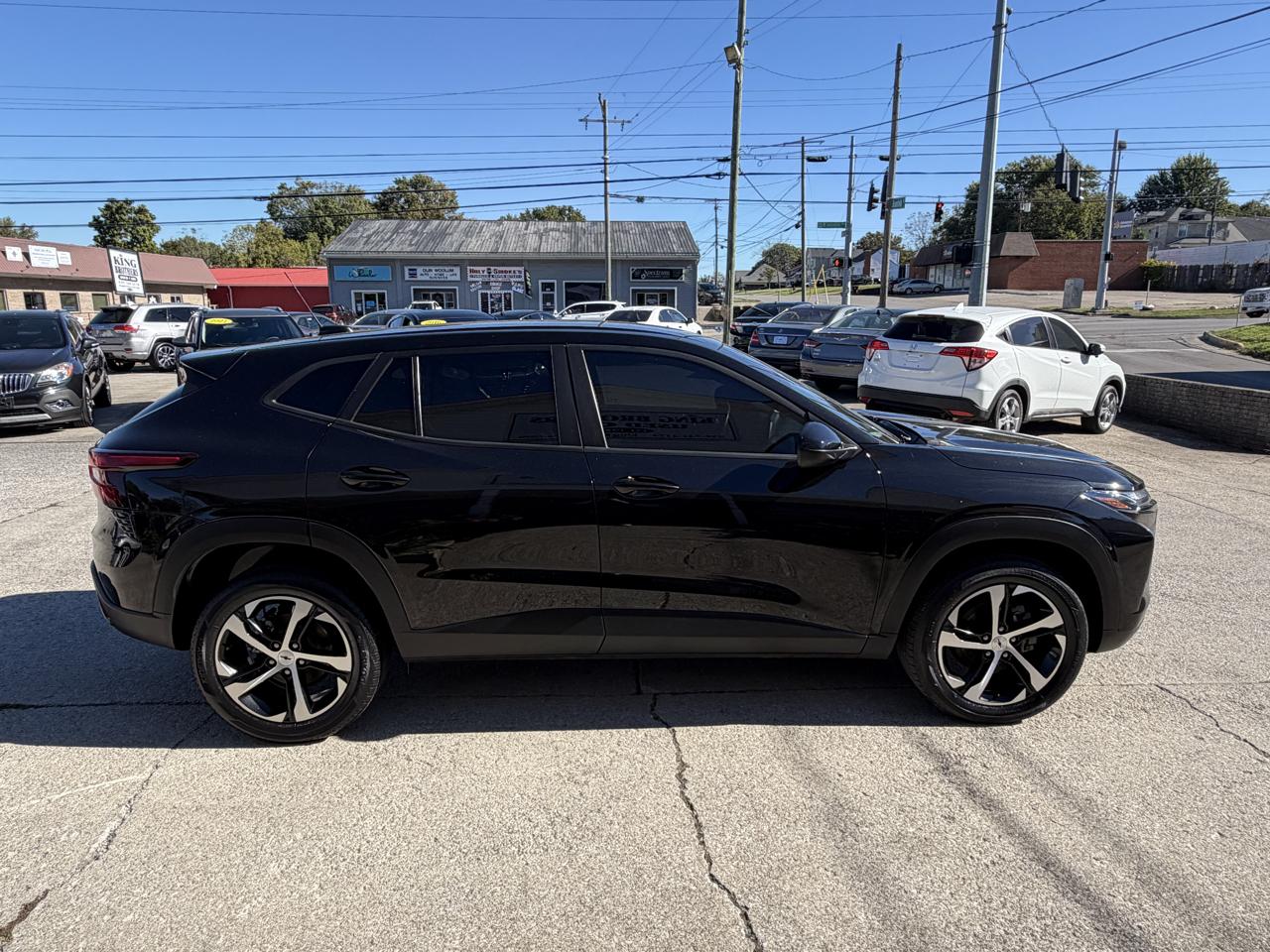 Chevrolet Trax FWD 4dr 1RS 2024
