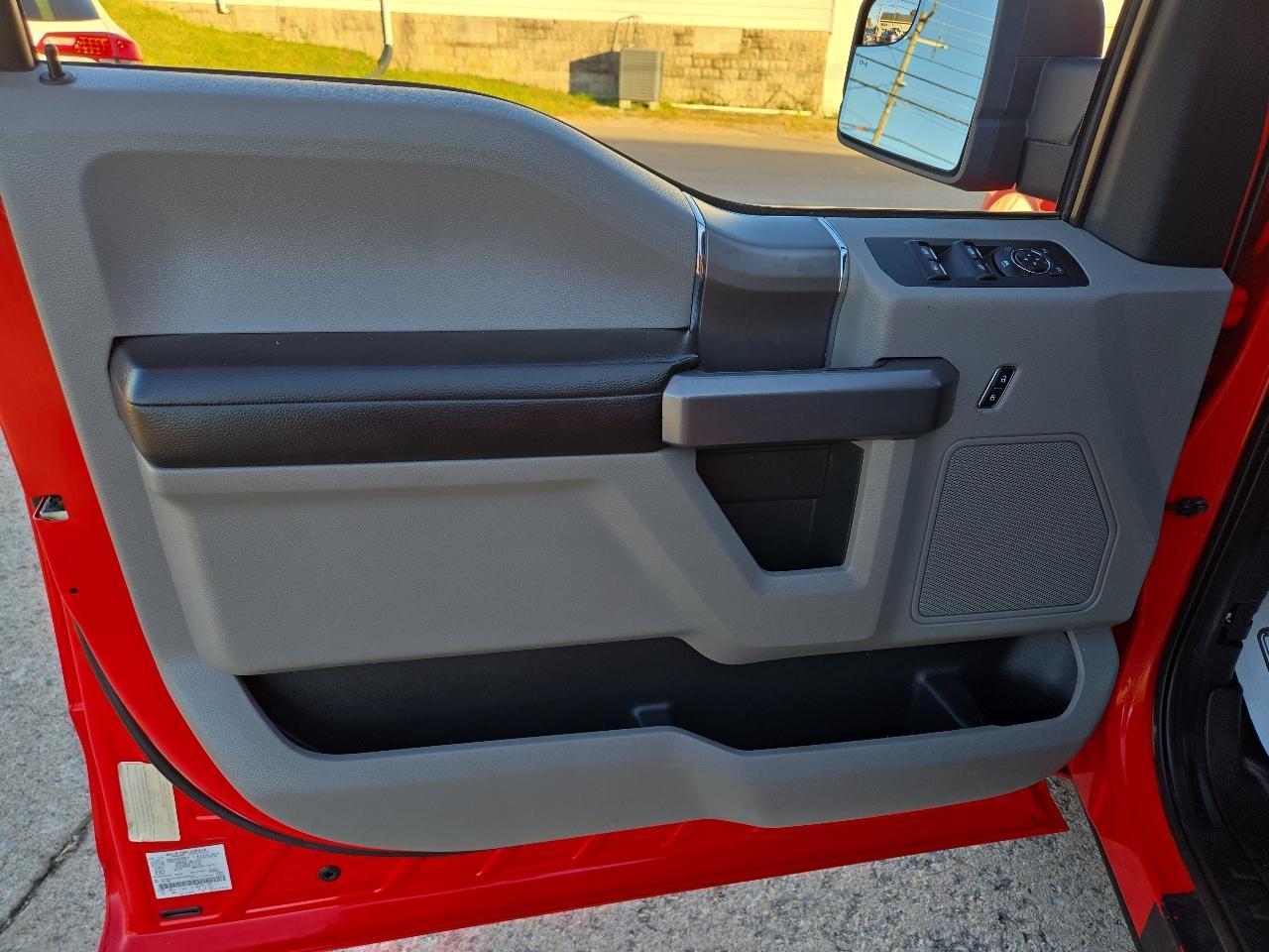 Ford F-150 4WD SuperCrew 157" XLT 2015