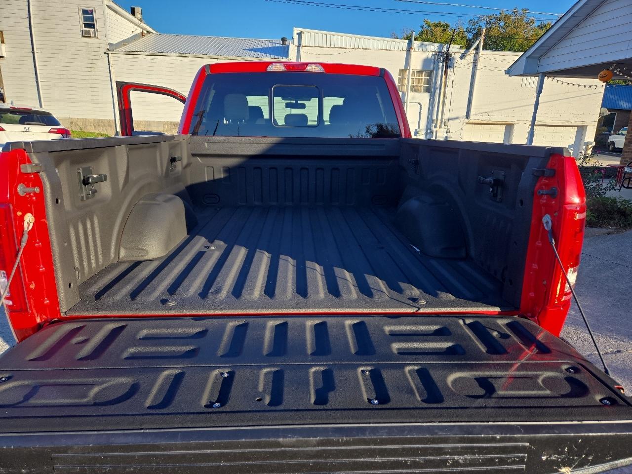 Ford F-150 4WD SuperCrew 157" XLT 2015